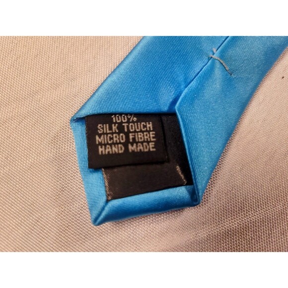 RETRO Paris Turquoise Blue Silk Necktie - 100% Silk Touch Micro Fiber Hand Made - Picture 6 of 6